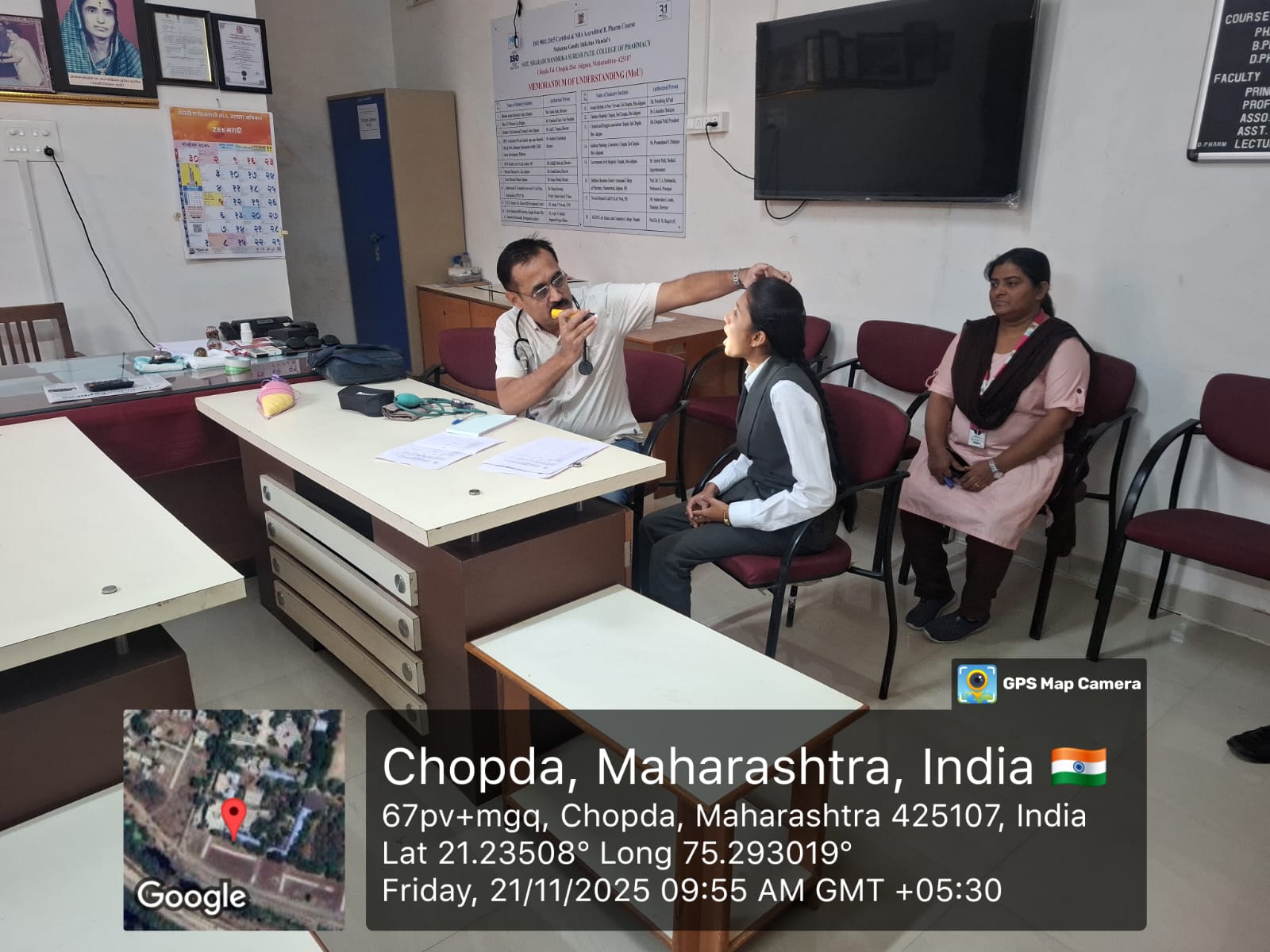Today, on 21/11/2025, a free medical check-up camp for students was successfully conducted jointly by Smt. Sharadchandrika Suresh Patil College of Pharmacy, Chopda and Kavayitri Bahinabai Chaudhari No
